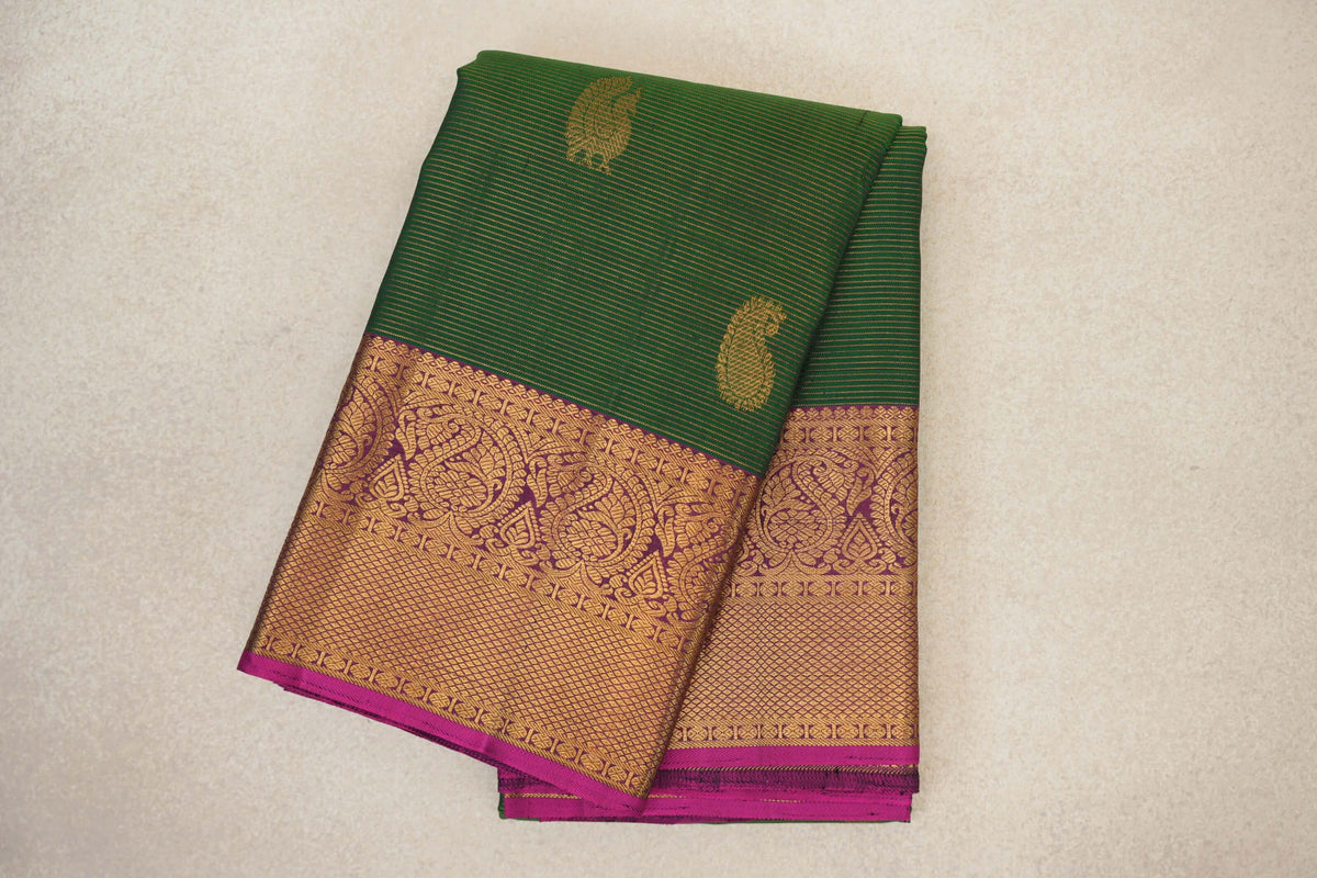 folded Deep Leaf Green Vintage Kanjivaram Silk Saree