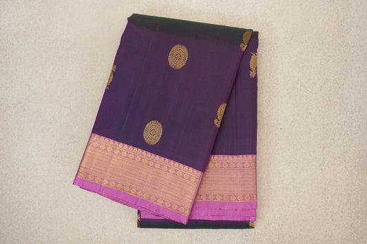 folded Dual Tone of Bottle Green and Pink Vintage Kanjivaram Silk Saree