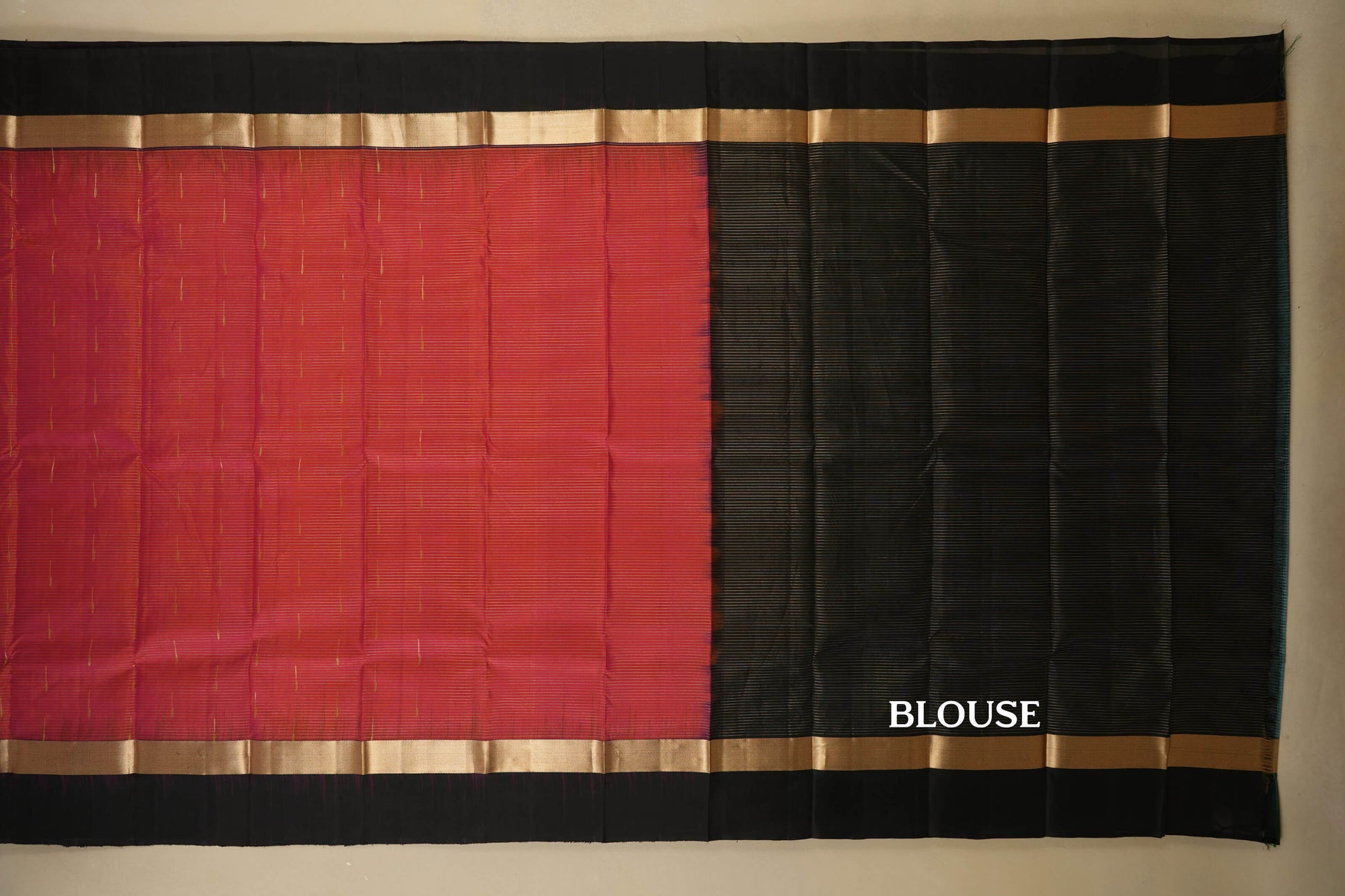 Pinkish Orange with Black Borders Light Weight Kanjivaram Silk Saree blouse