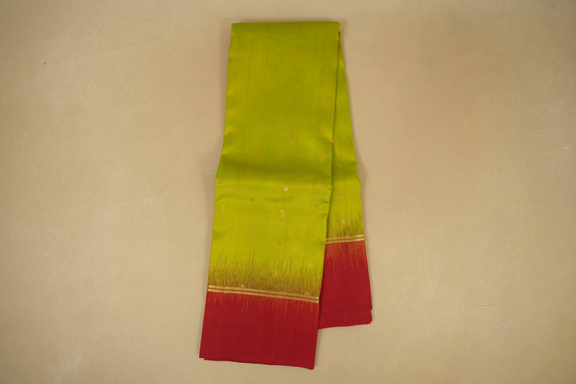 Online Fluorescent Green with Red Borders Light Weight Kanjivaram Silk Saree