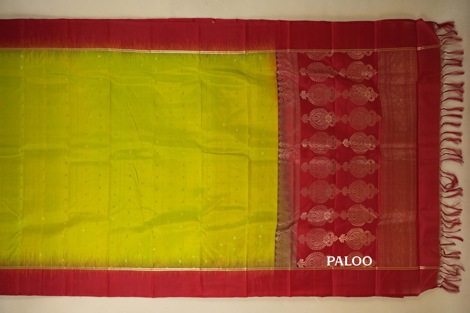 Fluorescent Green with Red Borders Light Weight Kanjivaram Silk Saree paloo