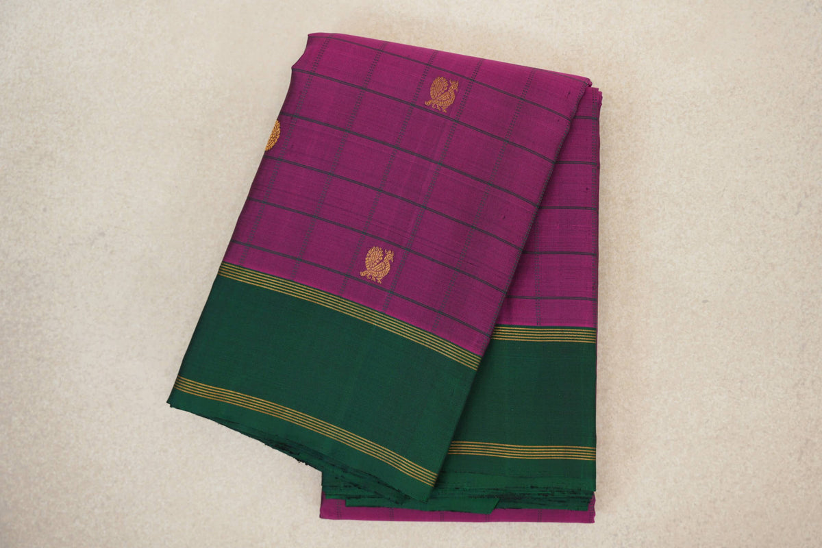 folded Deep Magenta Vintage Kanjivaram Silk Saree