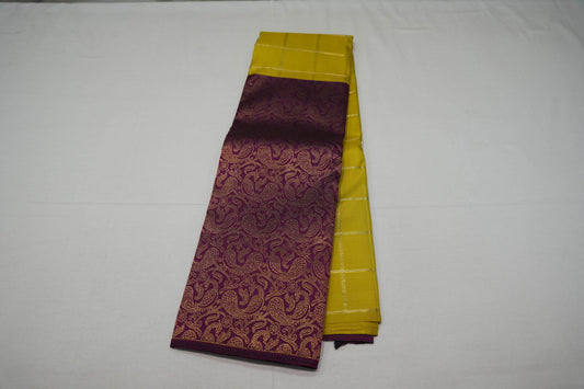 Checked vintage kanchipuram silk saree