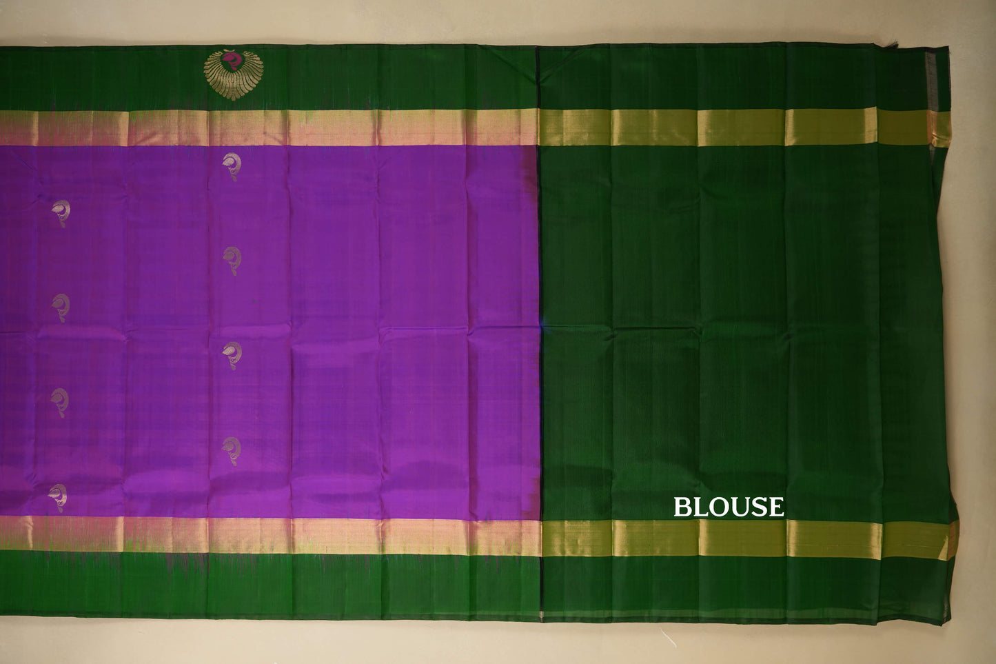 Magenta with Green Borders Light Weight Kanjivaram Silk Saree blouse