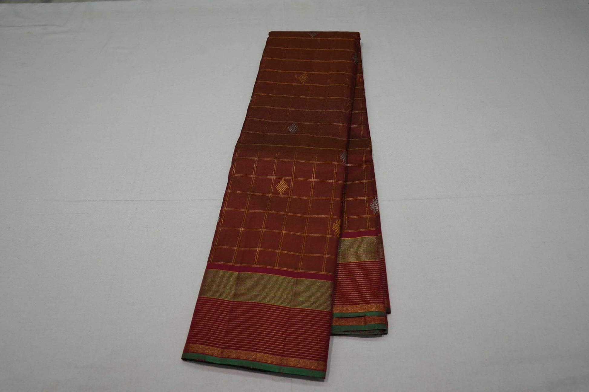 Checked vintage kanchipuram silk saree