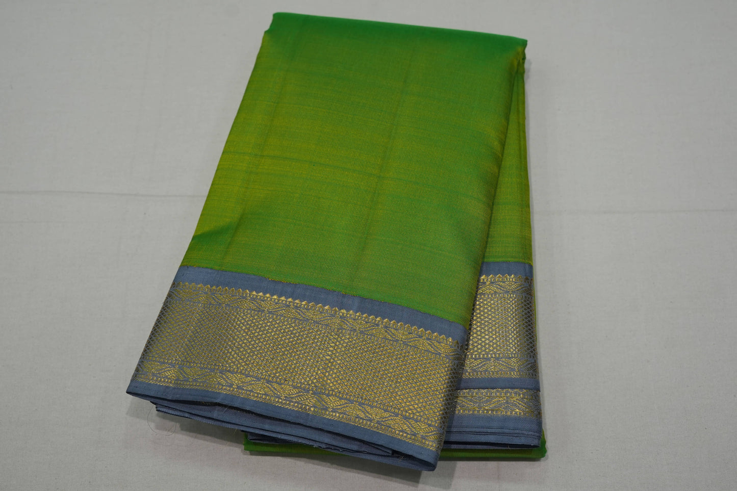 Parrot green vintage kanchipuram silk saree