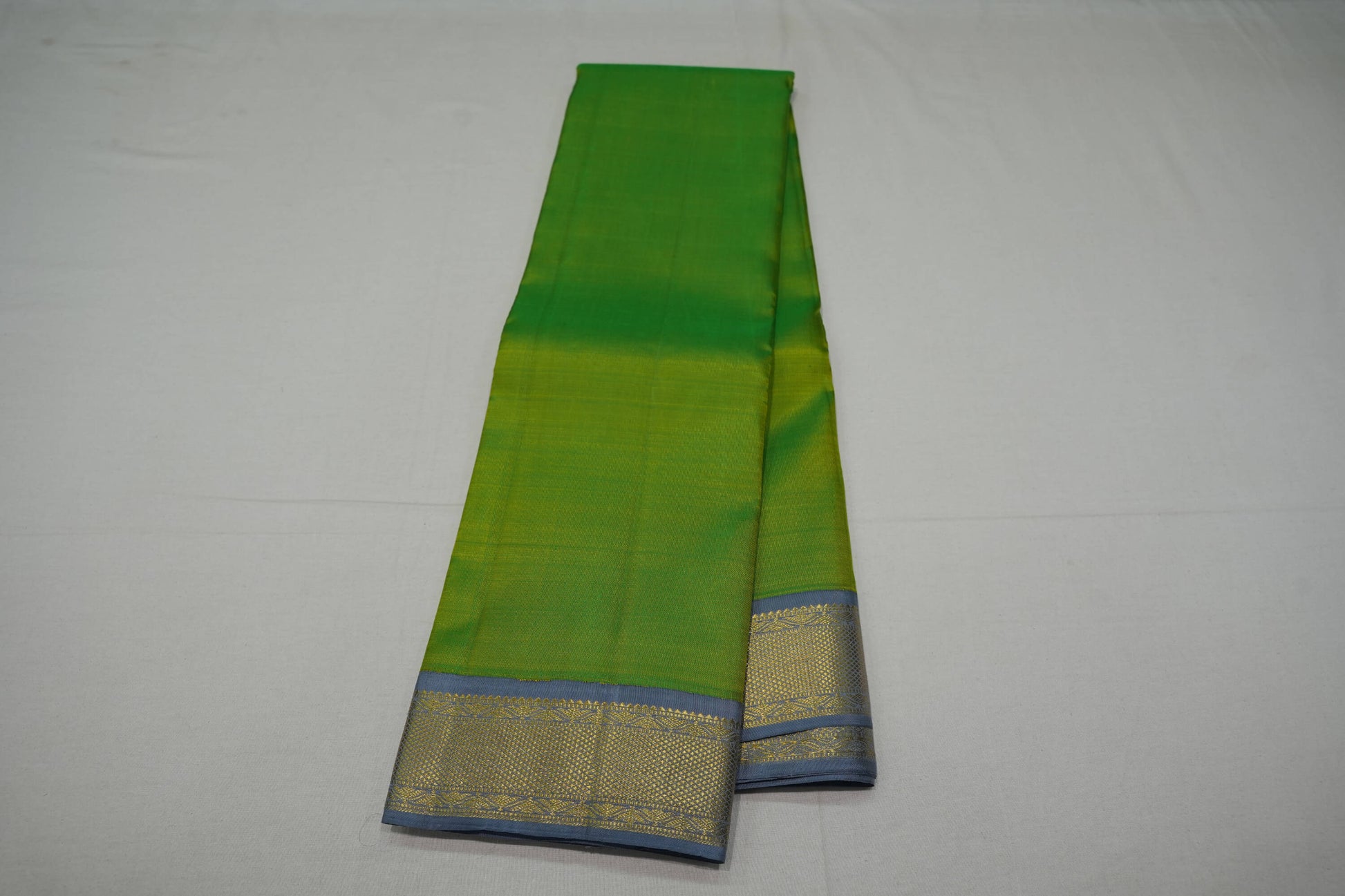 Plain vintage kanchipuram silk saree