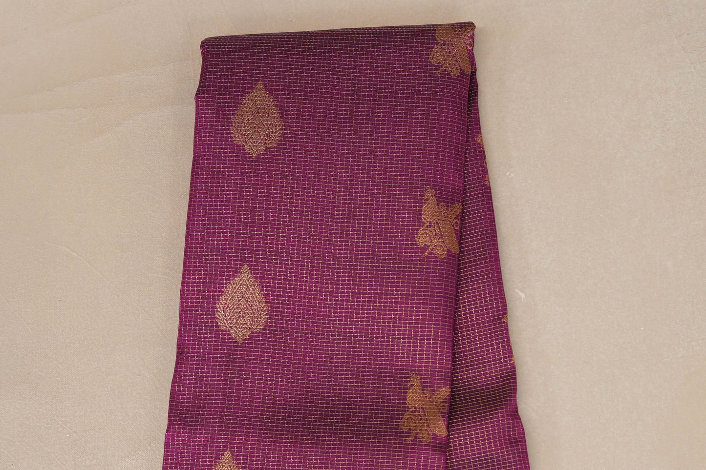 Deep magenta with Small Zari Checks Vintage Kanjivaram Silk Saree body