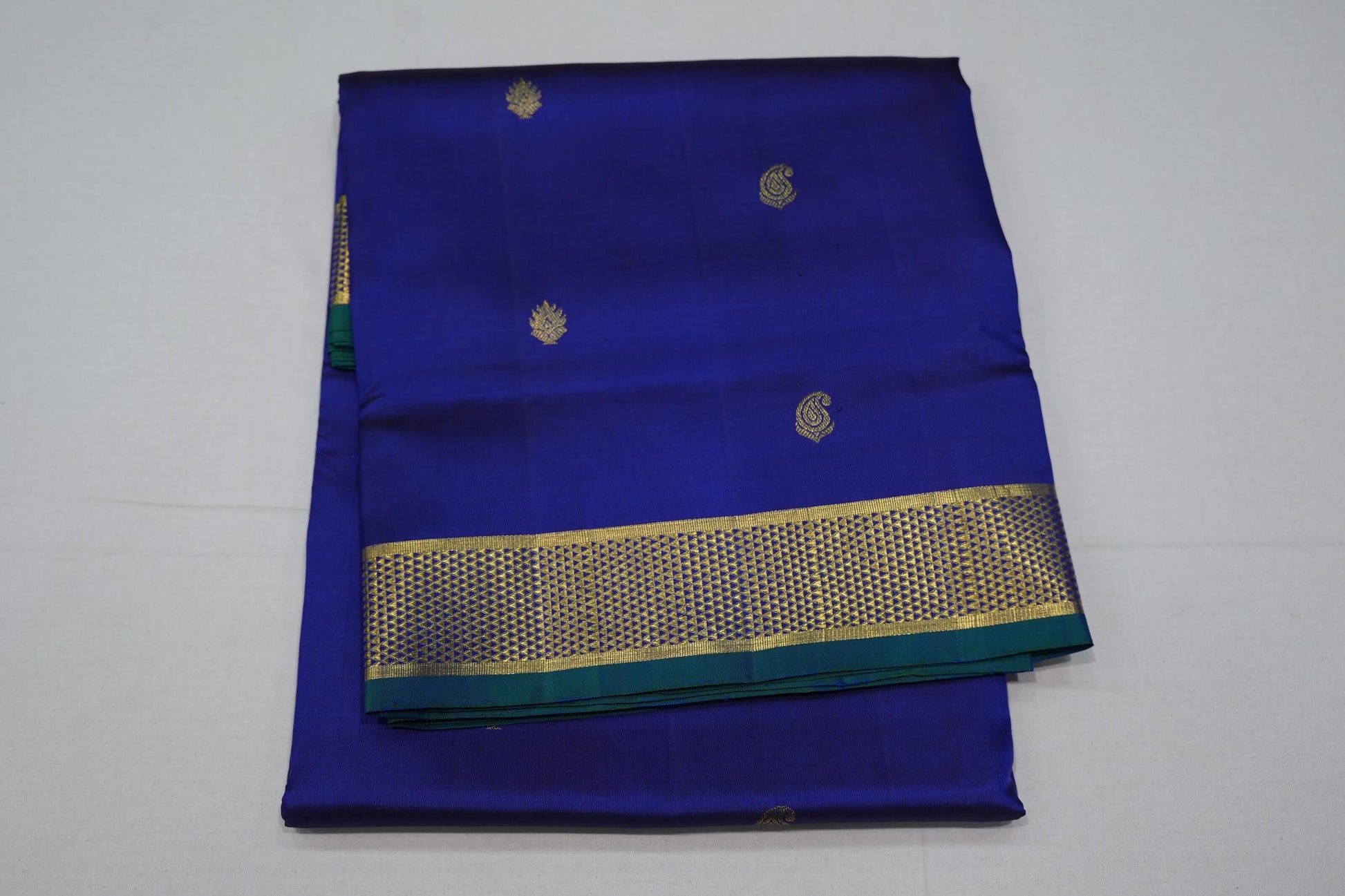 Navy blue ten yards madisar silk saree
