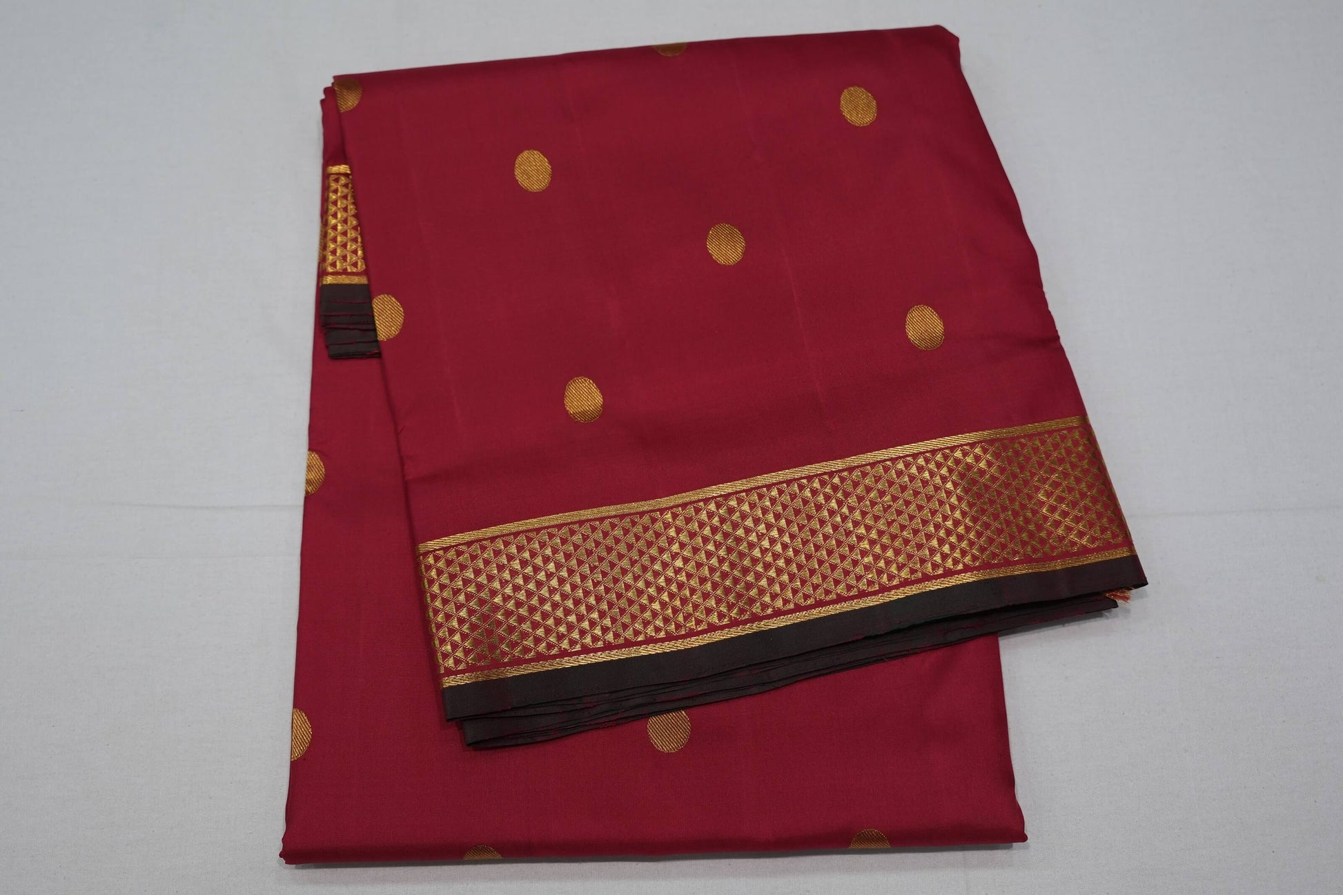 Tomato red ten yards madisar silk saree