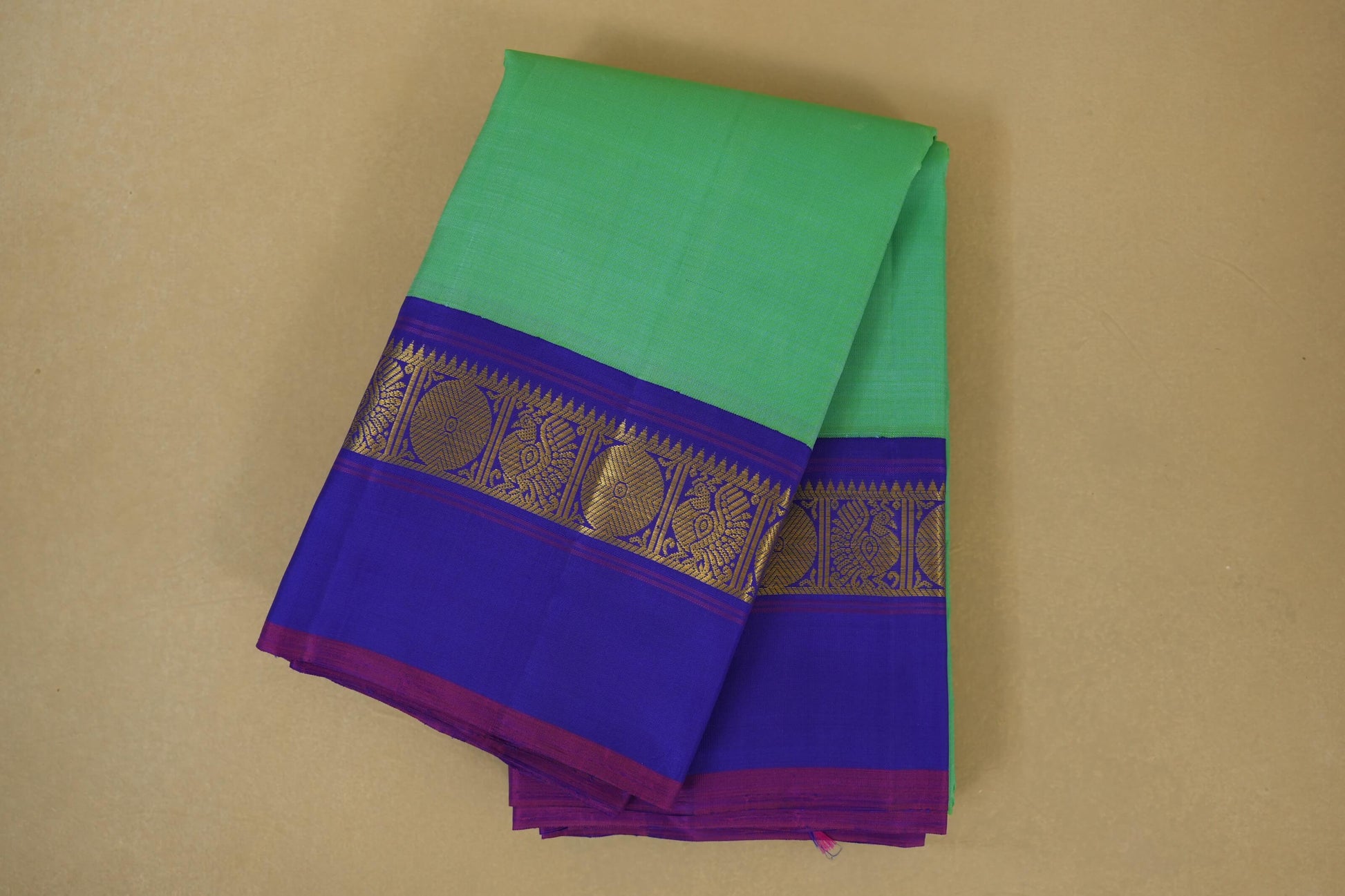 Rexona Green with violet borders Vintage Kanjivaram Silk Saree 