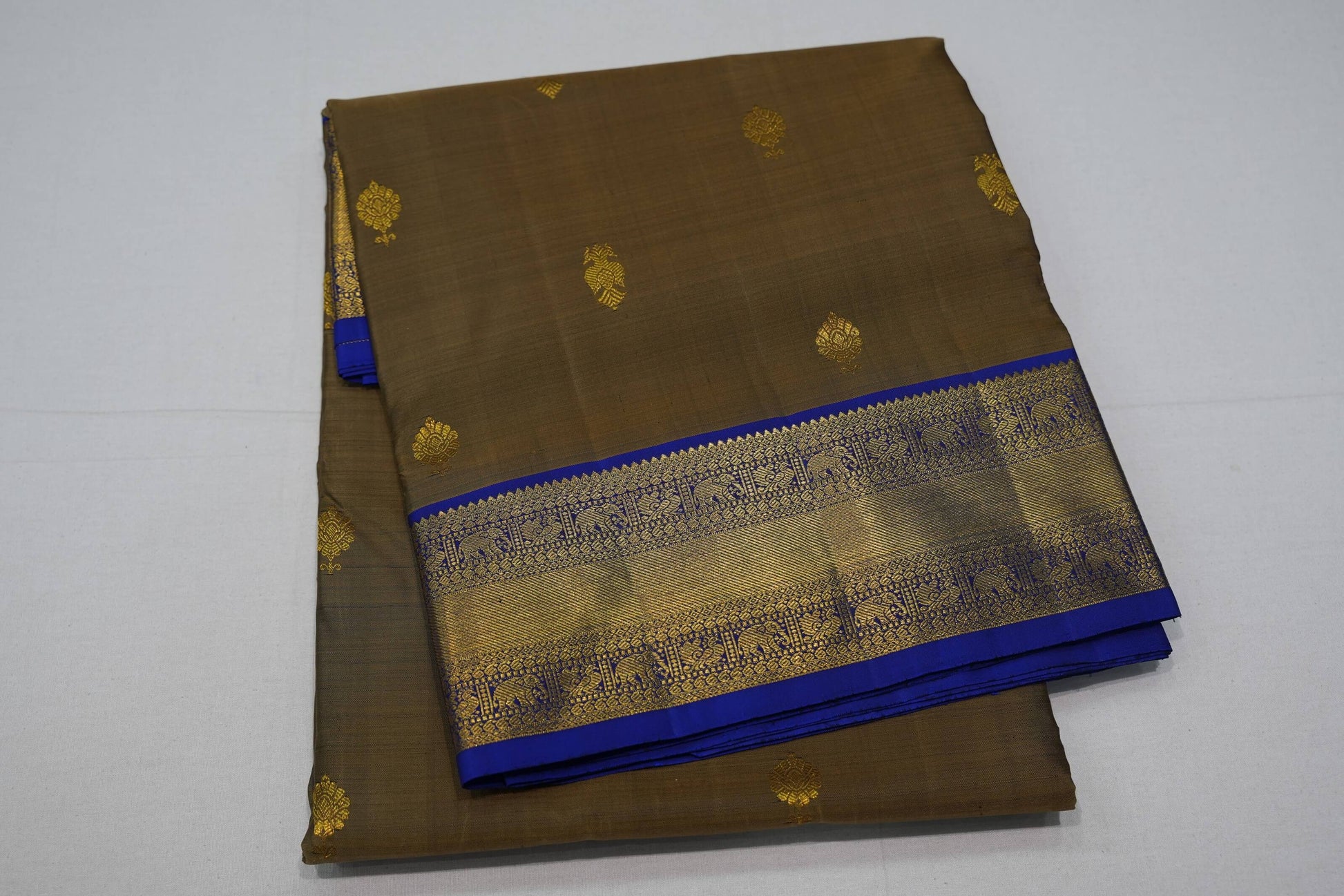 Mehendi green ten yards madisar silk saree