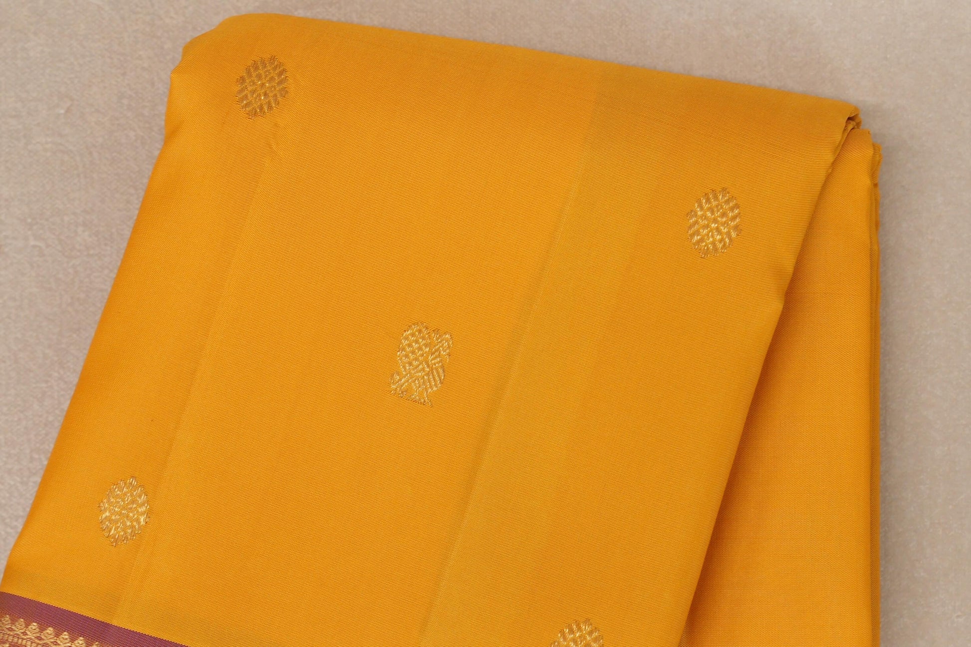 Mango Yellow Vintage Kanjivaram Silk Saree body