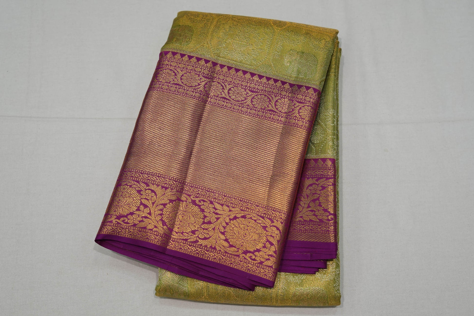 Pistha green bridal kanchipuram silk saree