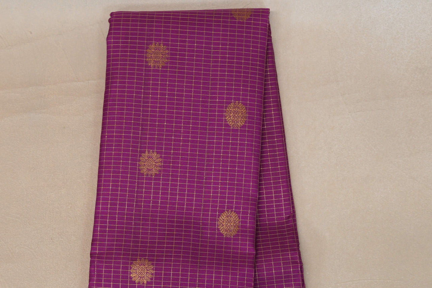 Magenta Purple with Pink Peach Vintage Kanjivaram Silk Saree body