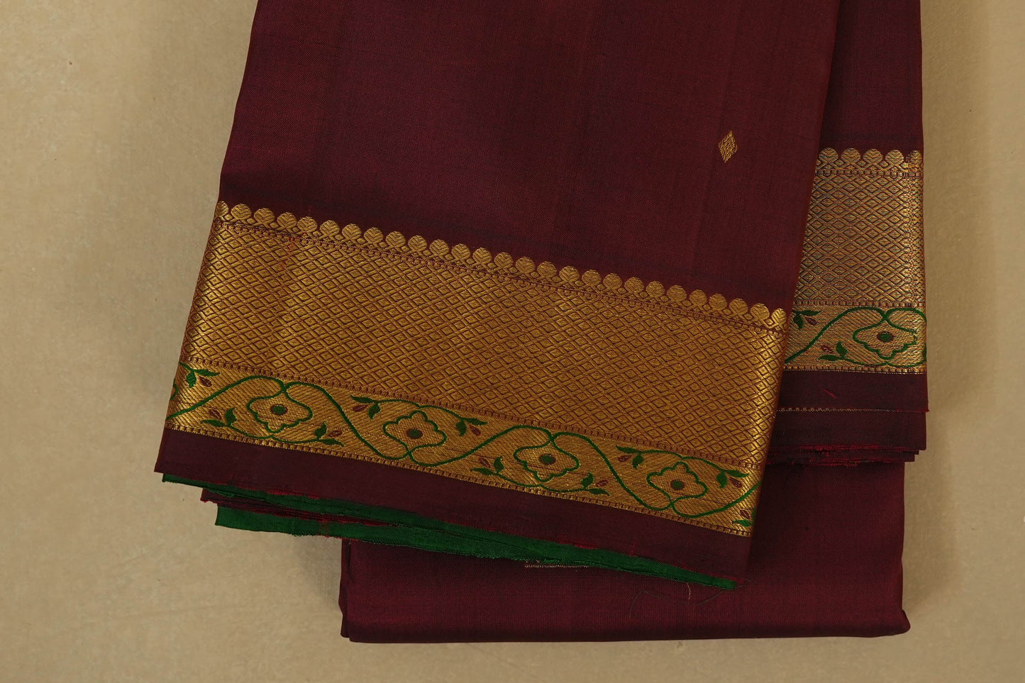 Burgundy Maroon Vintage Kanjivaram Silk Saree border