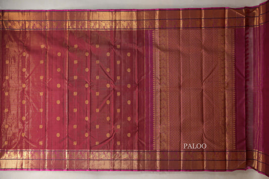 Deep Maroon with Bright Pink Borders Vintage Kanjivaram Silk Saree paloo