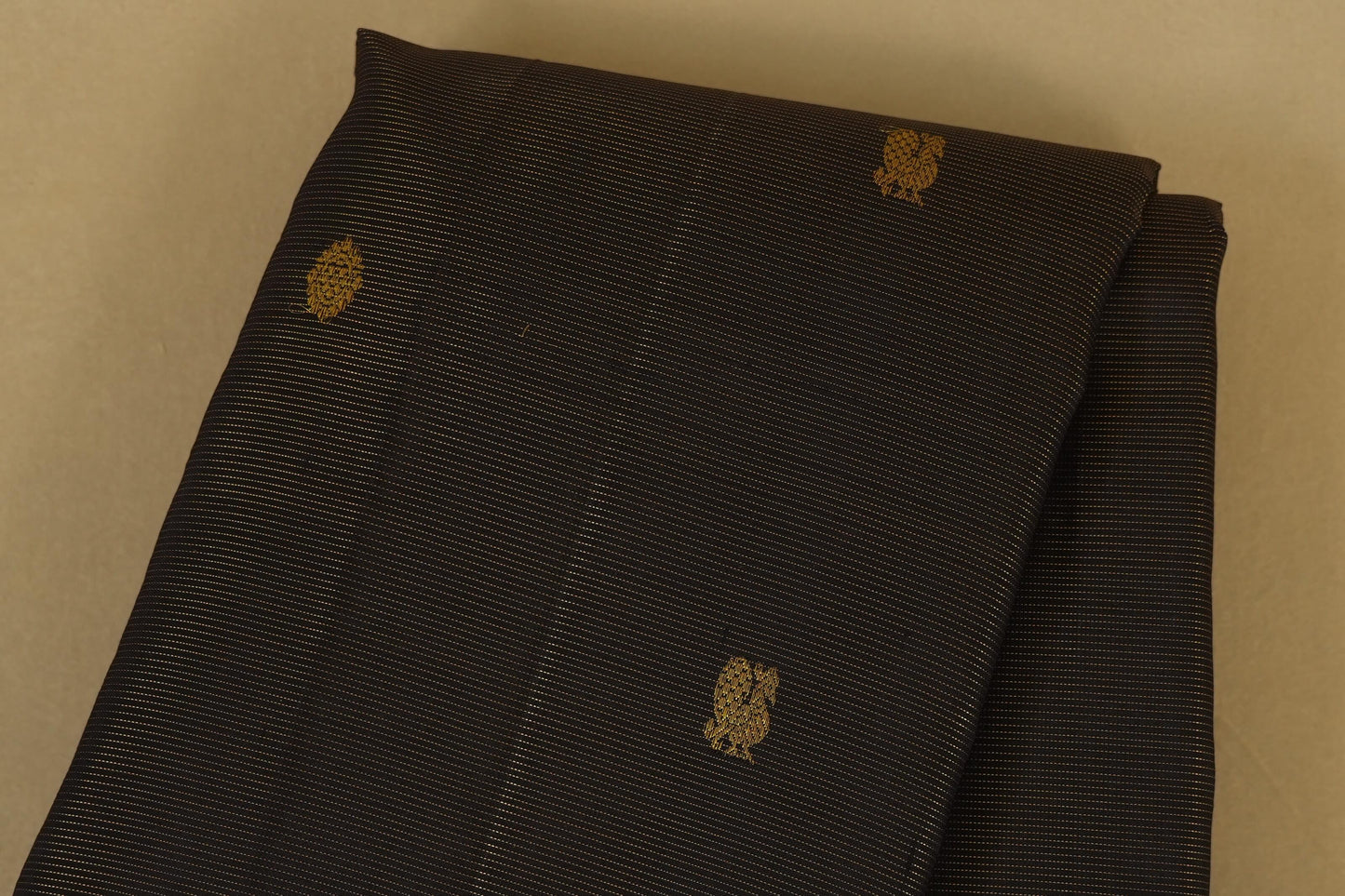 Deep Brown Vintage Kanjivaram Silk Saree body