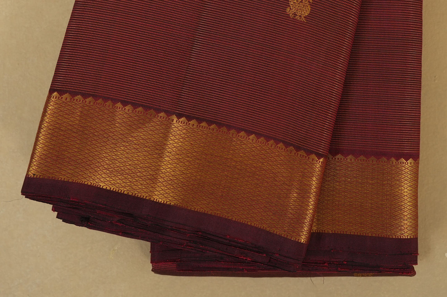 Burgundy Maroon Vintage Kanjivaram Silk Saree border