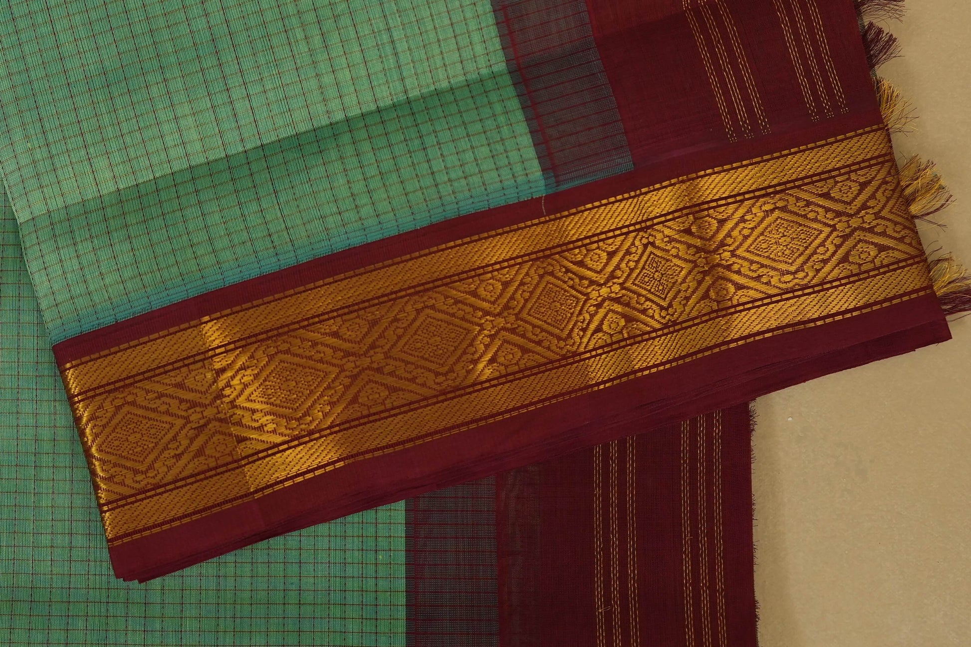 Rexona Green with maroon Borders Silk Cotton Saree border