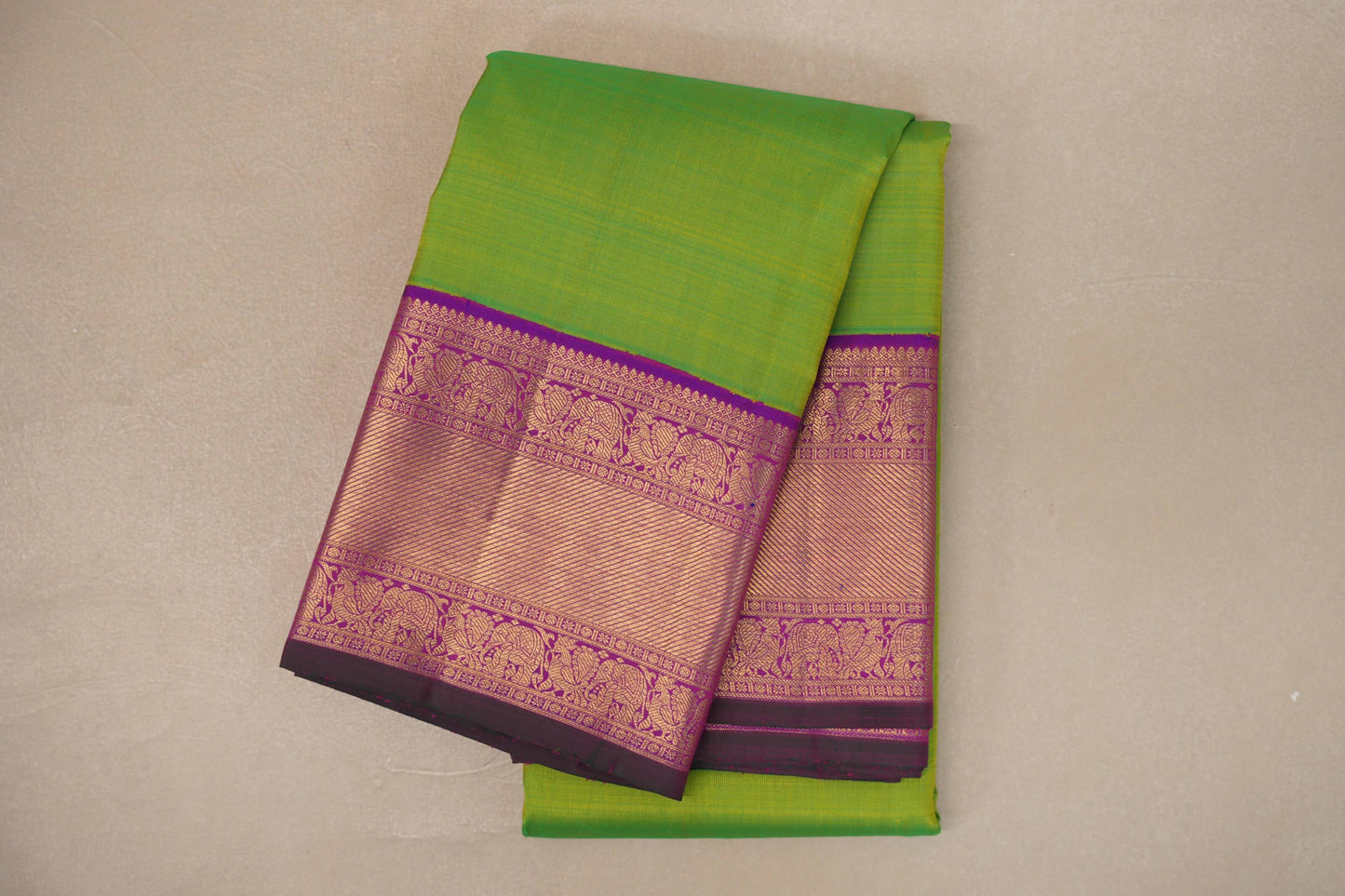 Plain Parrot Green Vintage Kanjivaram Silk Saree