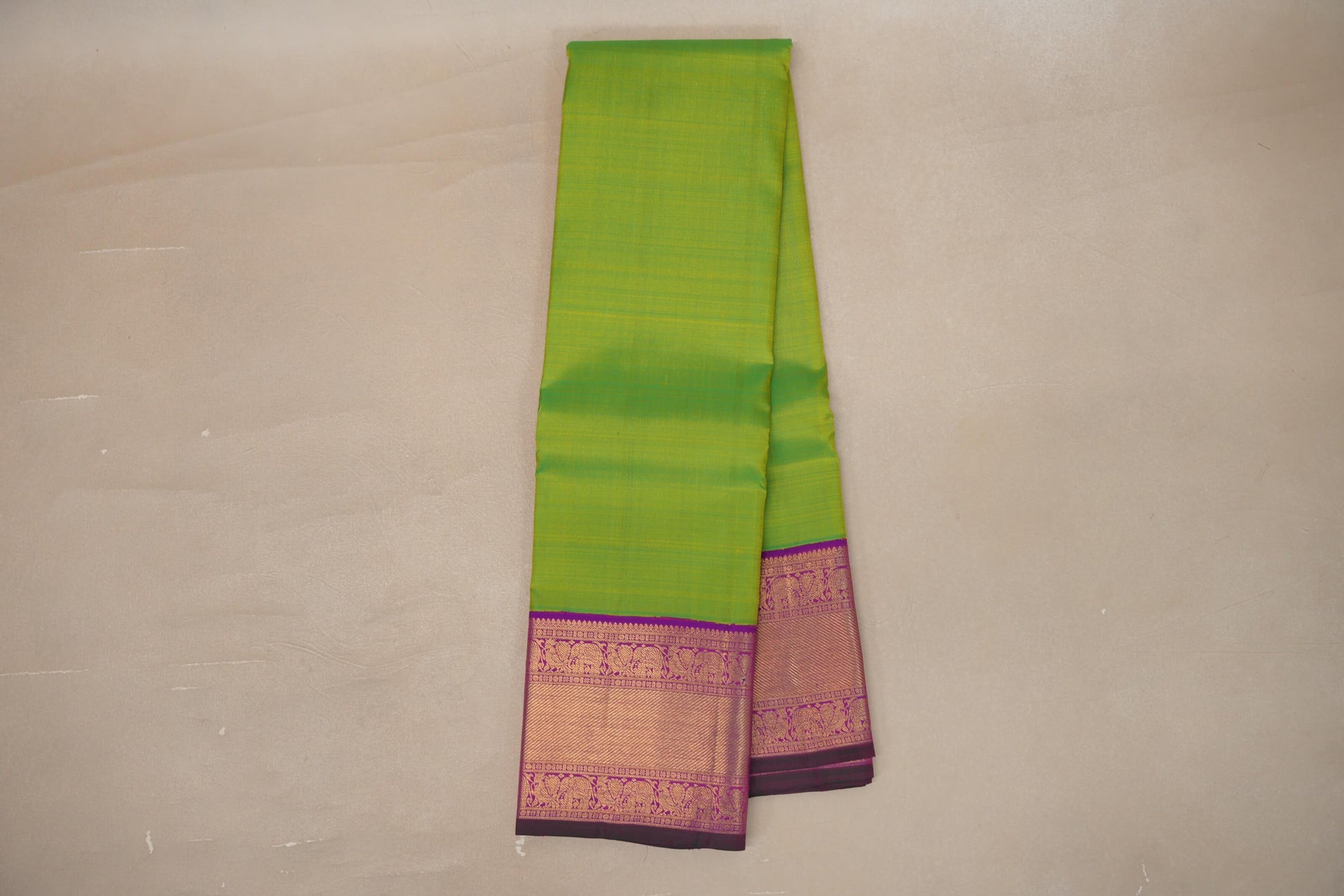 Online Plain Parrot Green Vintage Kanjivaram Silk Saree