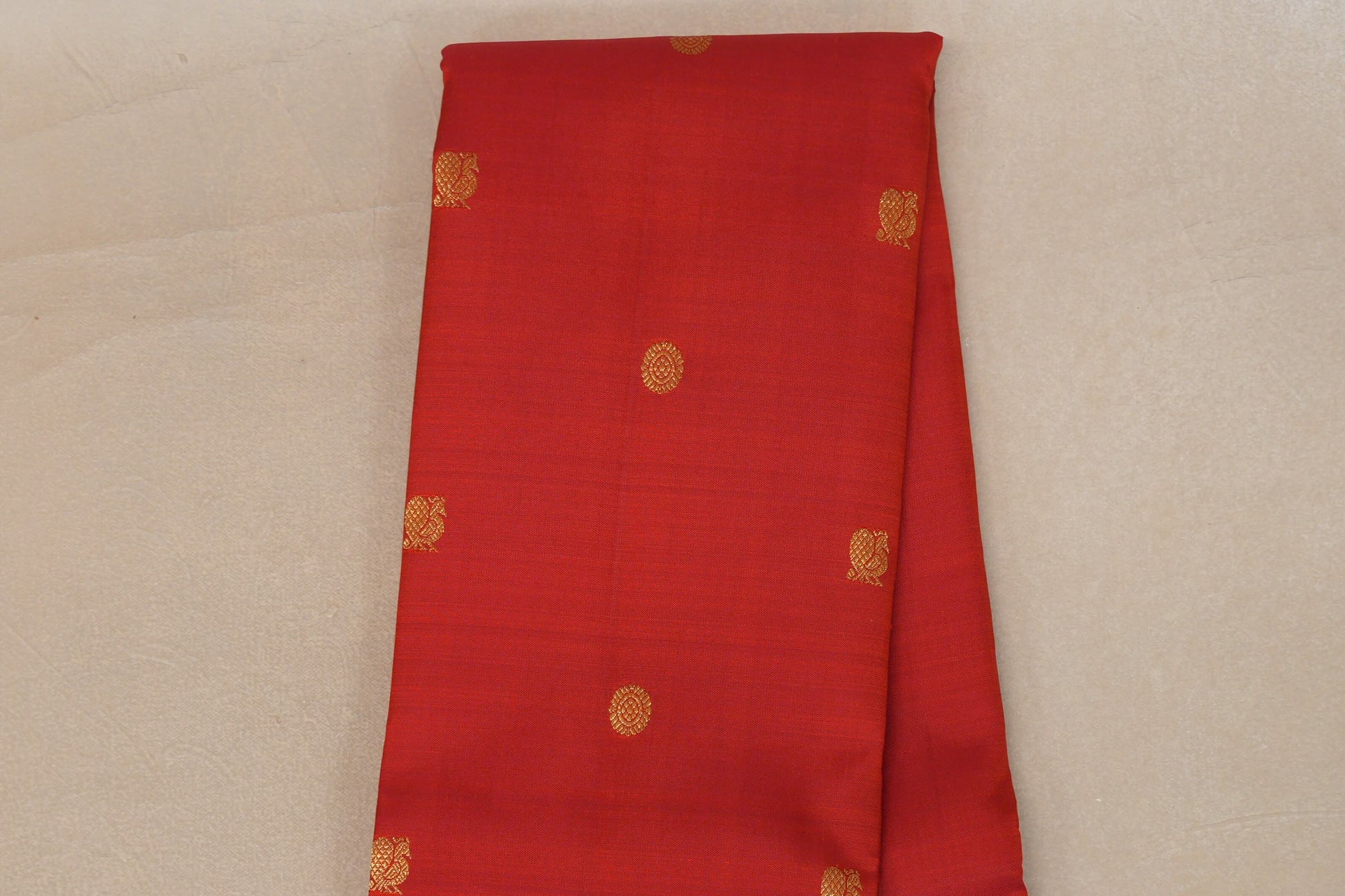Bright Red with Dark Bottle Green Borders Vintage Kanjivaram Silk Saree body