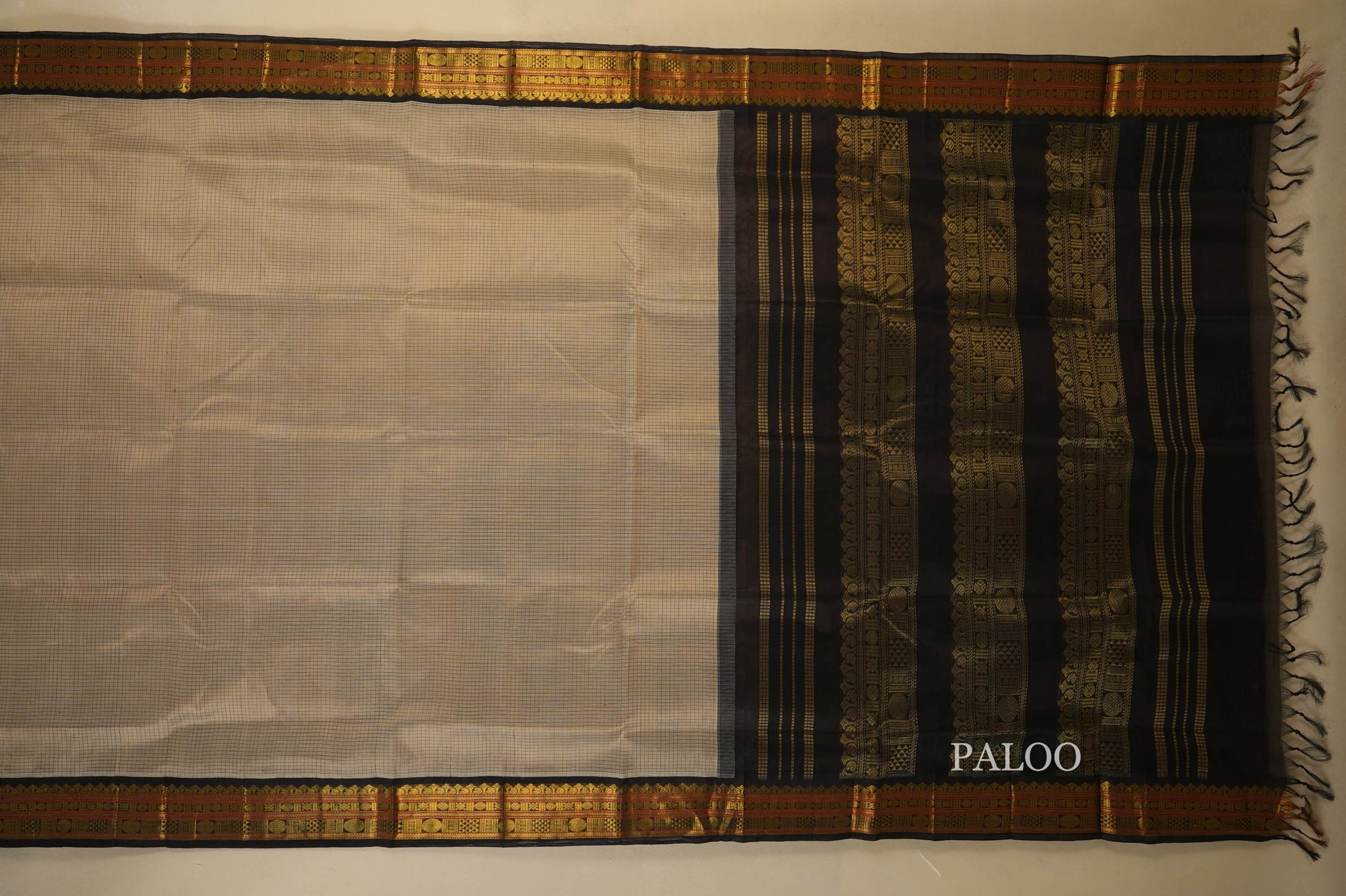 Beige with Black Borders Silk Cotton Saree paloo