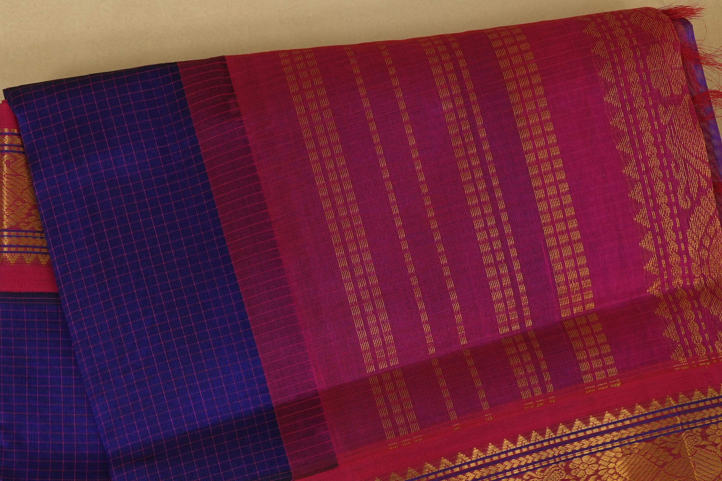 Blue with Pink Borders Silk Cotton Saree body