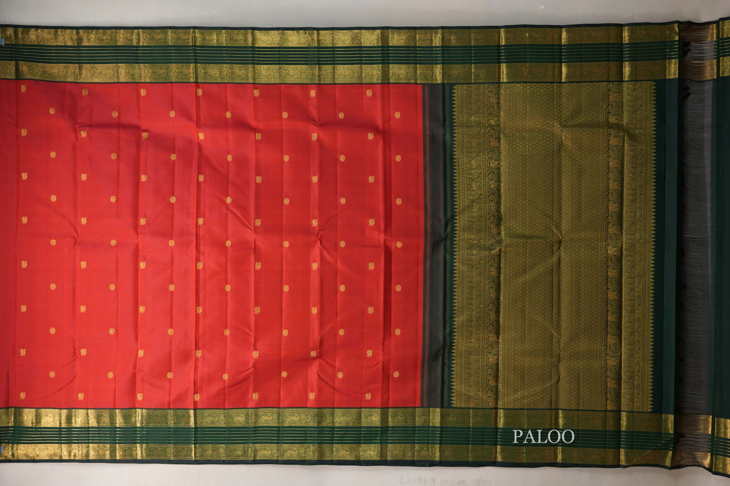Bright Red with Dark Bottle Green Borders Vintage Kanjivaram Silk Saree paloo
