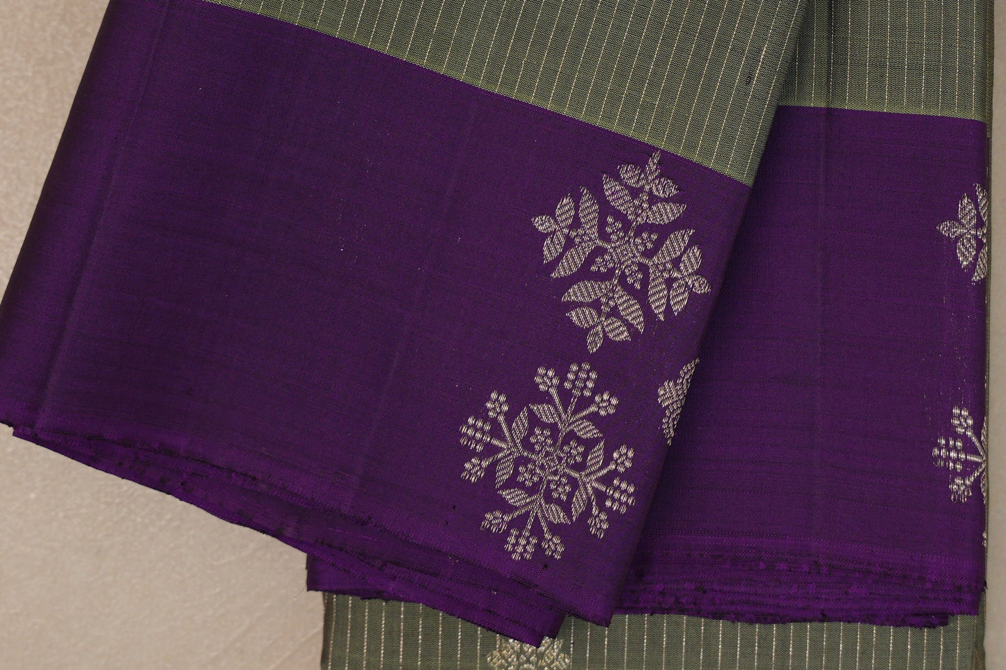 Grey/ Olive Green Vintage Kanjivaram Silk Saree borders