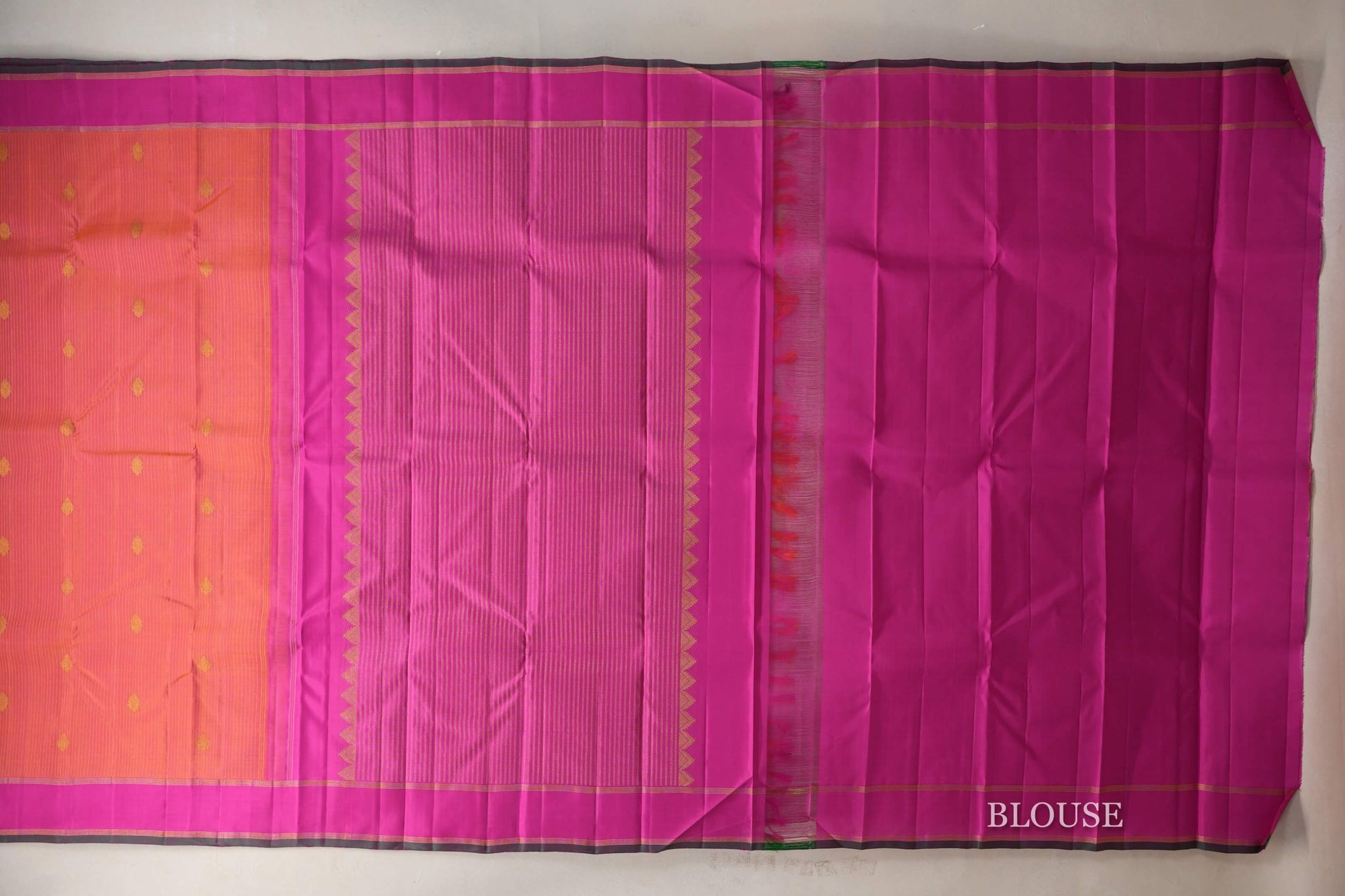 Dual Tone of Pink and Orange Vintage Kanjivaram Silk Saree blouse