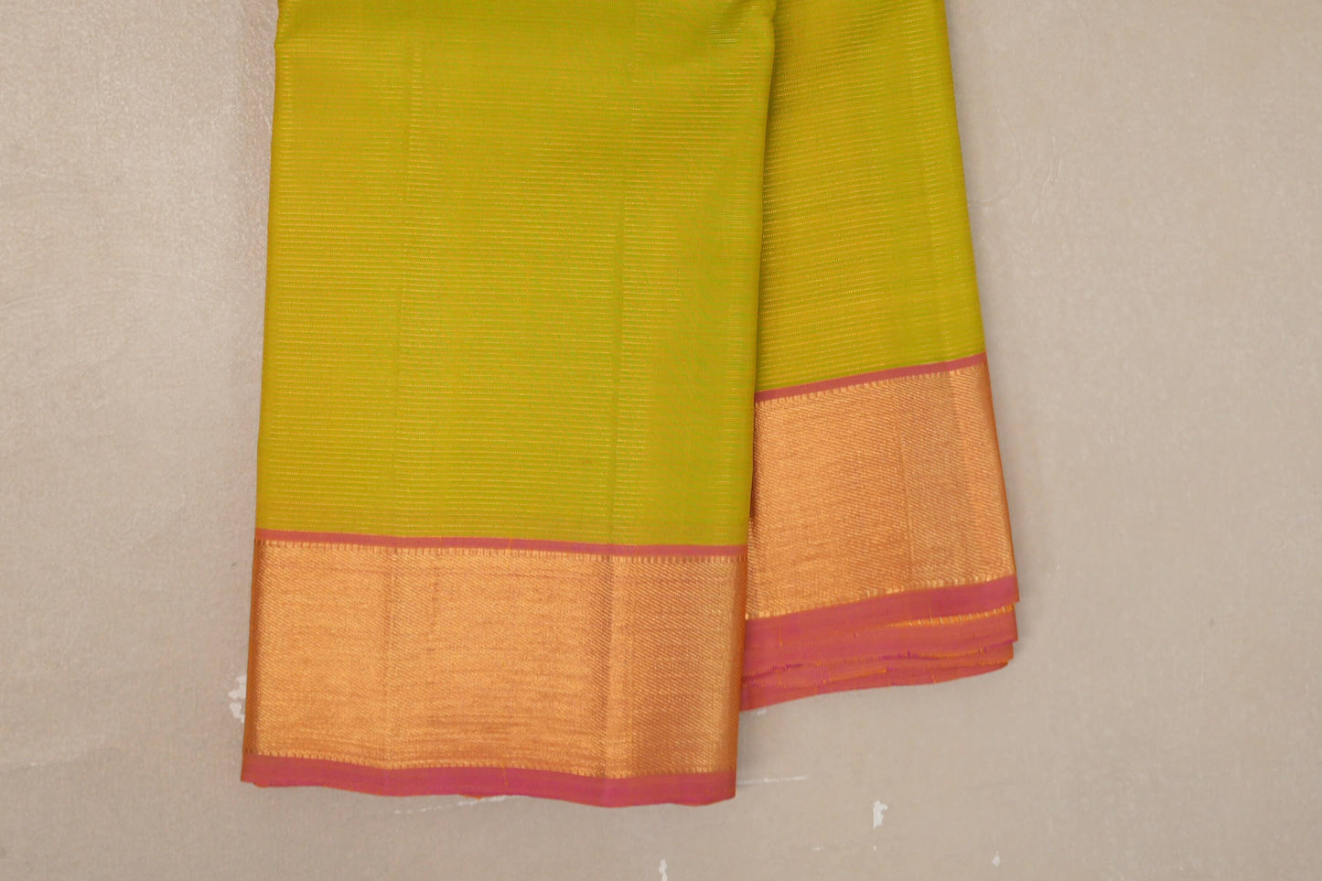 Yellowish Green with Dual Tone of Yellow and Pink Borders Vintage Kanjivaram Silk Saree by Shreenivas Silks PSSR019366