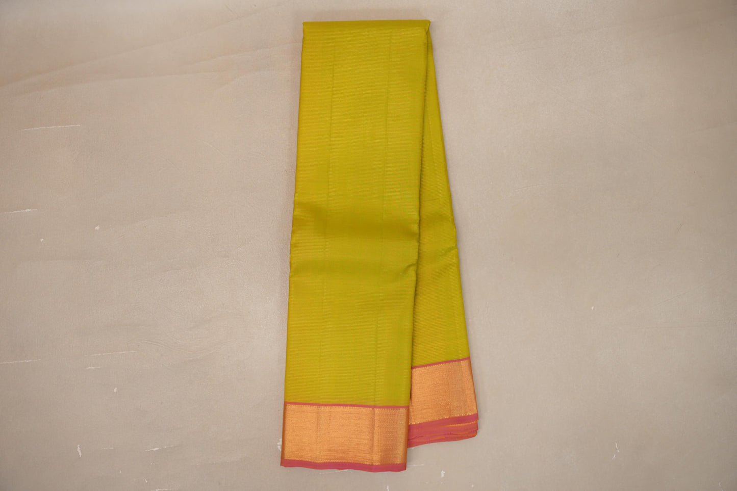 Yellowish Green with Dual Tone of Yellow and Pink Borders Vintage Kanjivaram Silk Saree by Shreenivas Silks PSSR019366