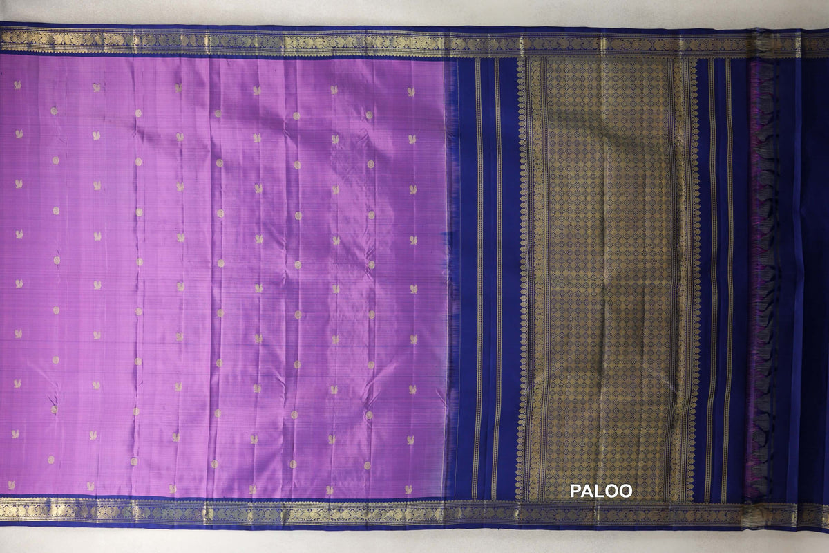 Lavender with Deep Blue Borders Vintage Kanjivaram Silk Saree paloo