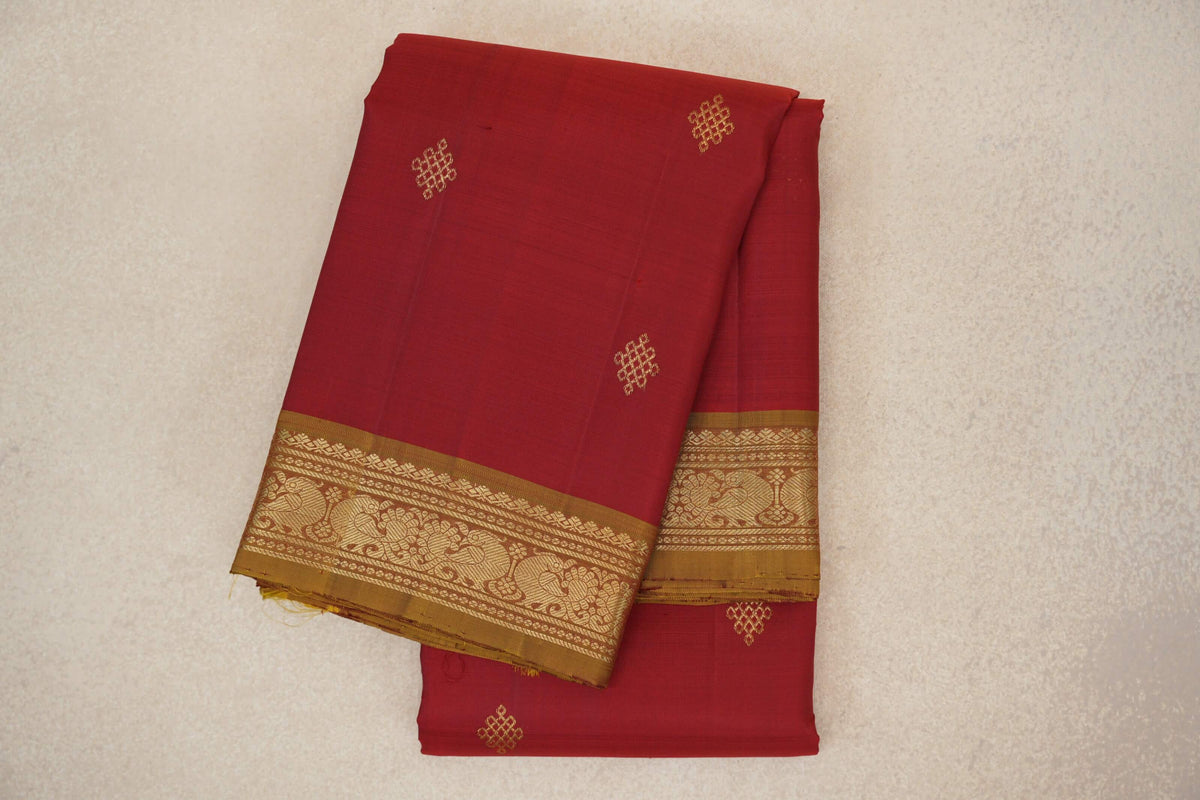 folded Deep Red vintage kanjivaram saree