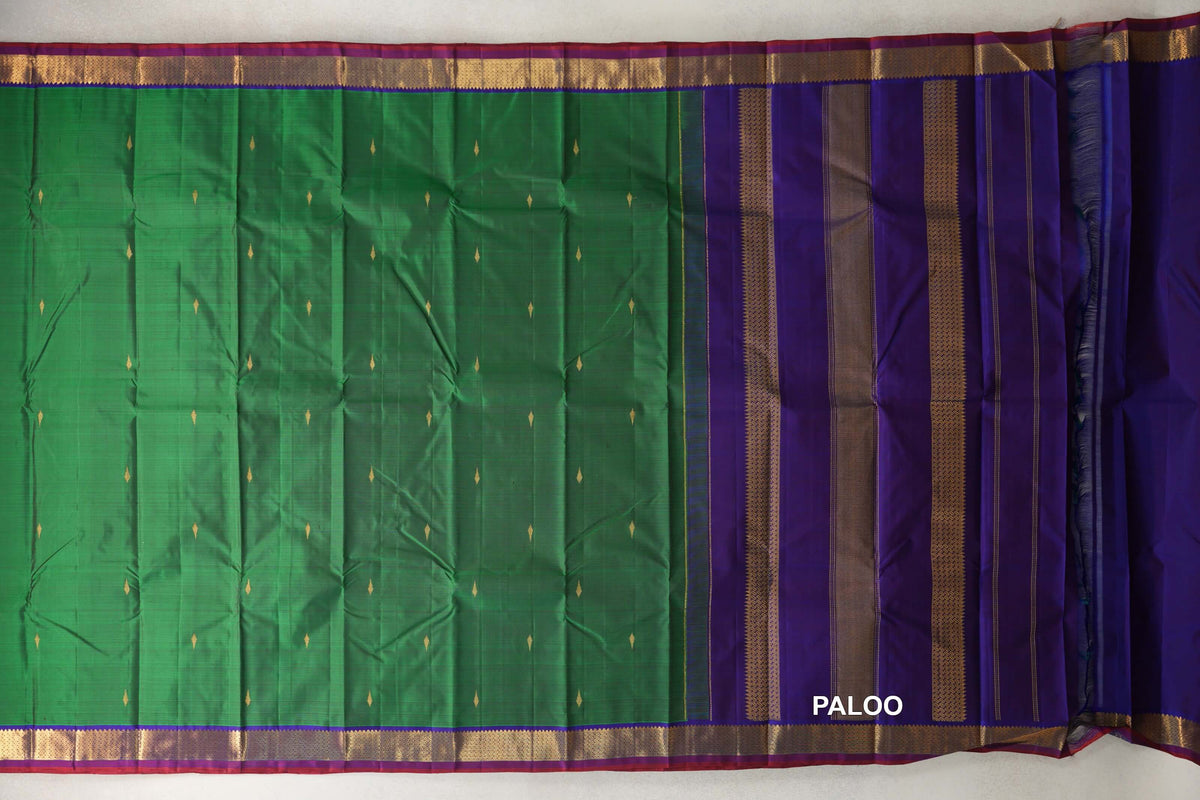  Forest Green Vintage Kanjivaram Silk Saree paloo