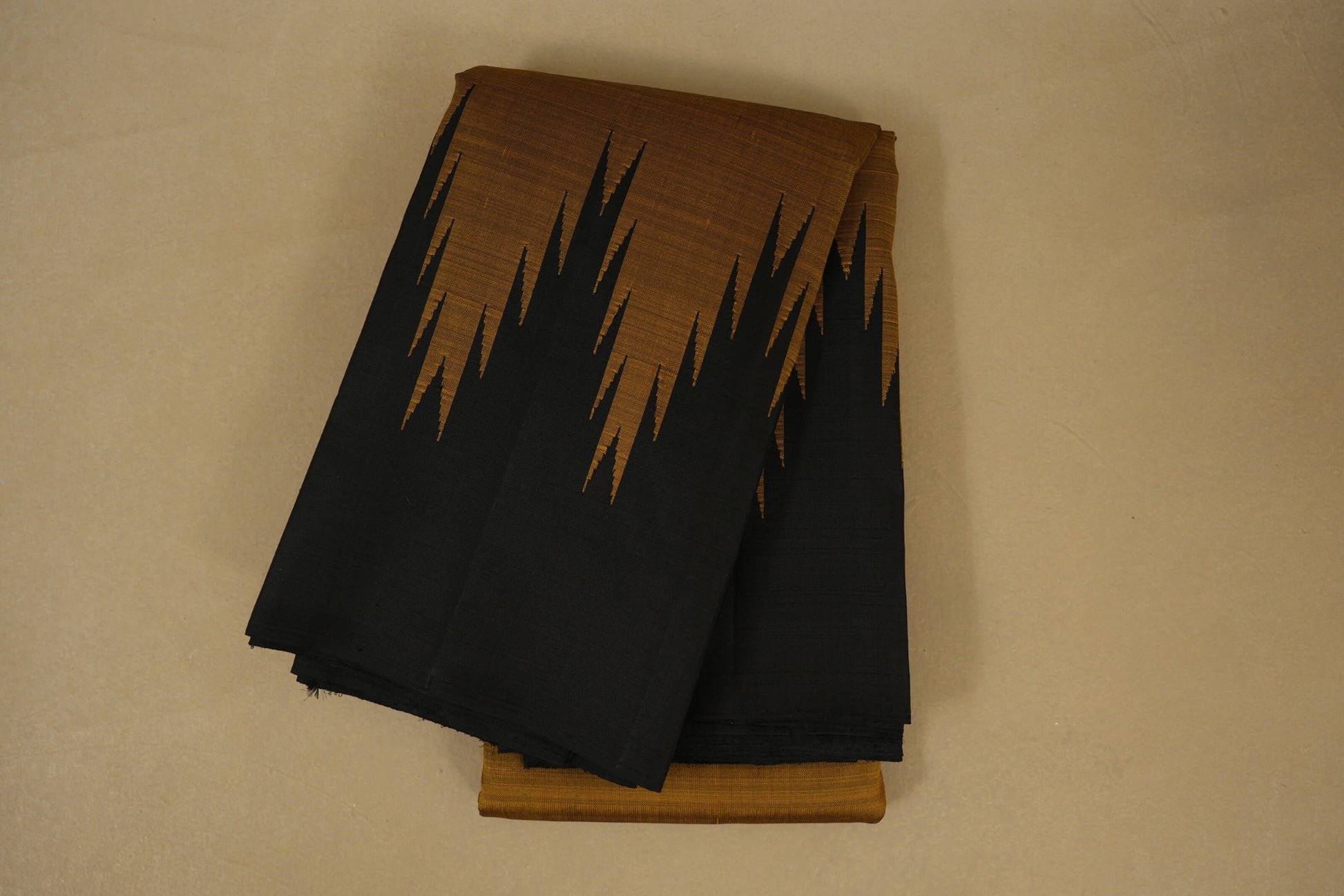 Mehendi Green with Black Temple Borders Vintage Kanjivaram Silk Saree