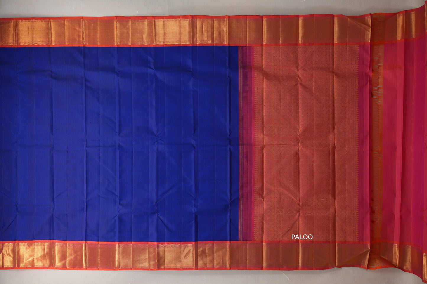 Deep blue with Orangish Pink borders Vintage Kanjivaram Silk Saree by Shreenivas Silks PSSR019381