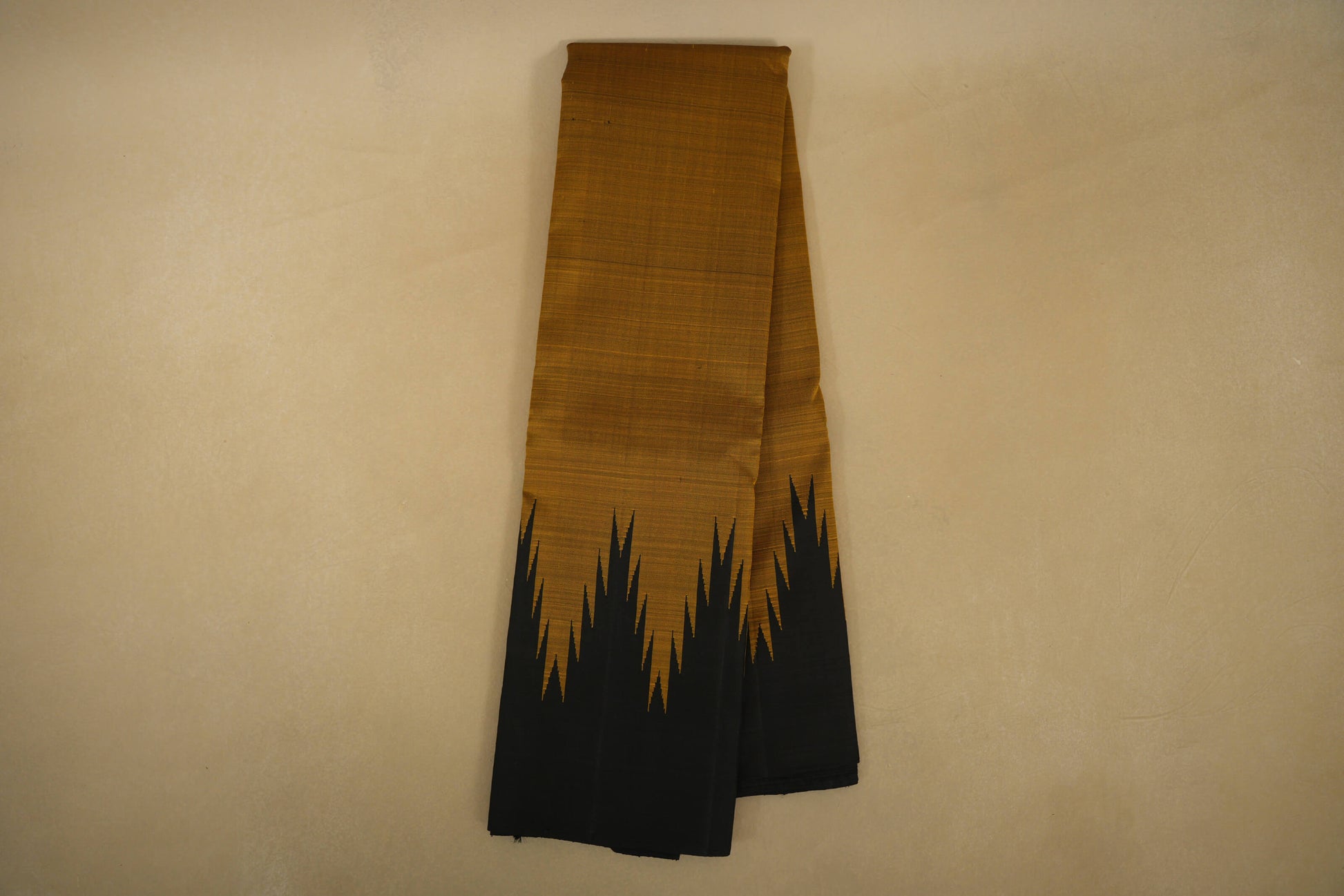 Online Mehendi Green with Black Temple Borders Vintage Kanjivaram Silk Saree