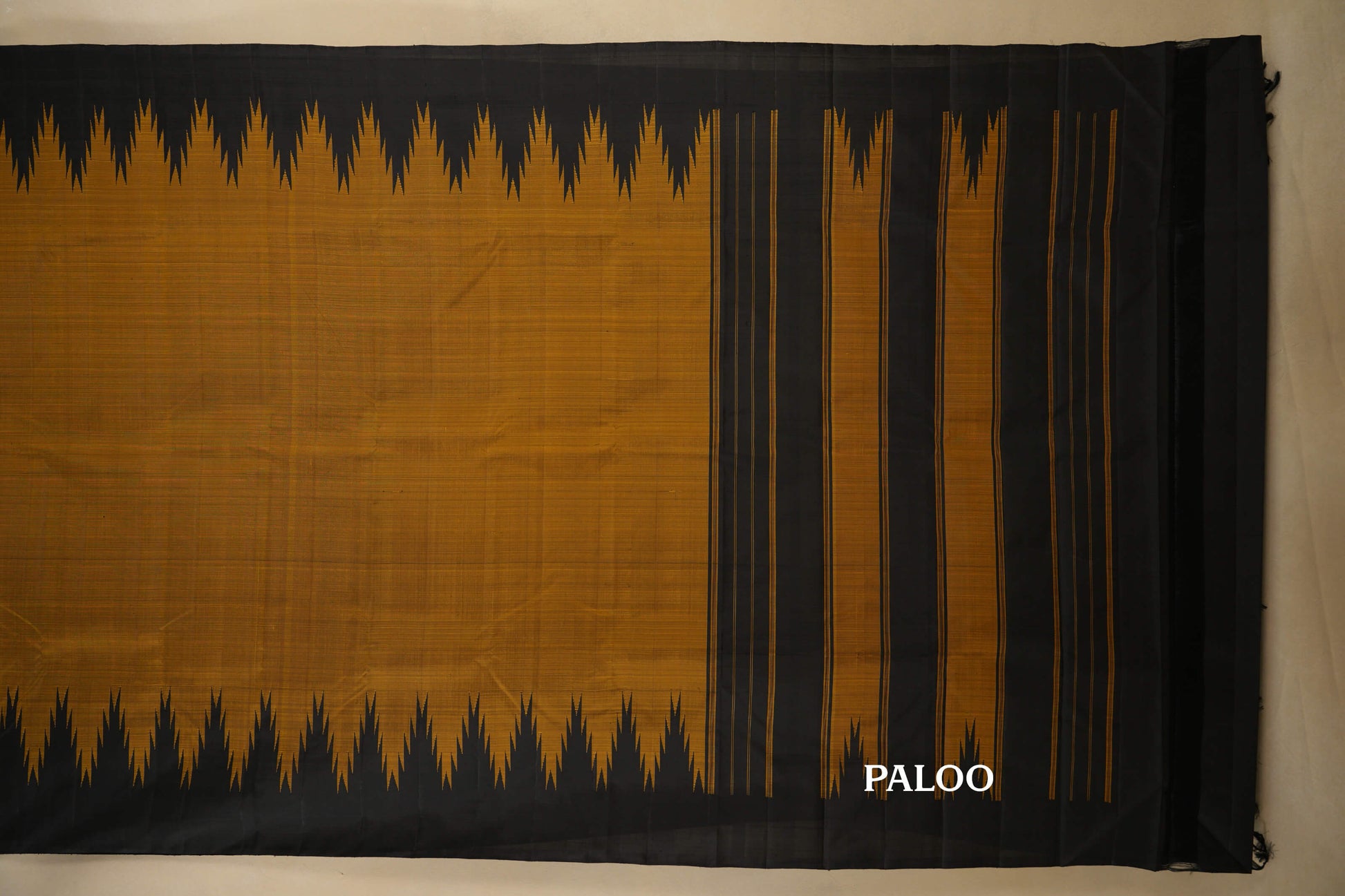 Mehendi Green with Black Temple Borders Vintage Kanjivaram Silk Saree paloo