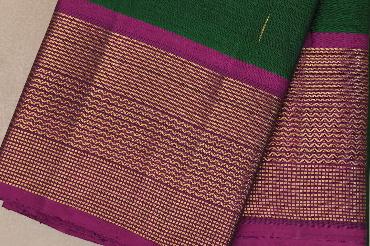 Deep green with Deep Magenta border Vintage Kanjivaram Silk Saree by Shreenivas Silks PSSR019385