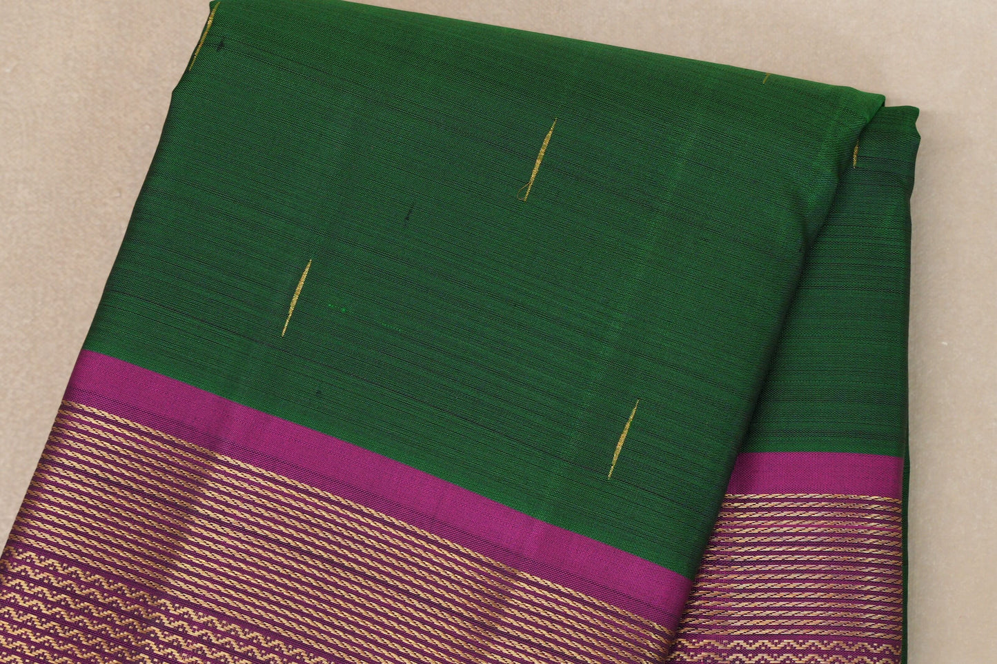 Deep green with Deep Magenta border Vintage Kanjivaram Silk Saree by Shreenivas Silks PSSR019385