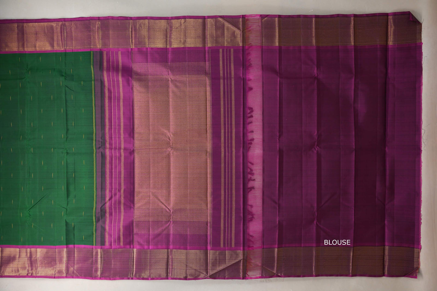 Deep green with Deep Magenta border Vintage Kanjivaram Silk Saree by Shreenivas Silks PSSR019385