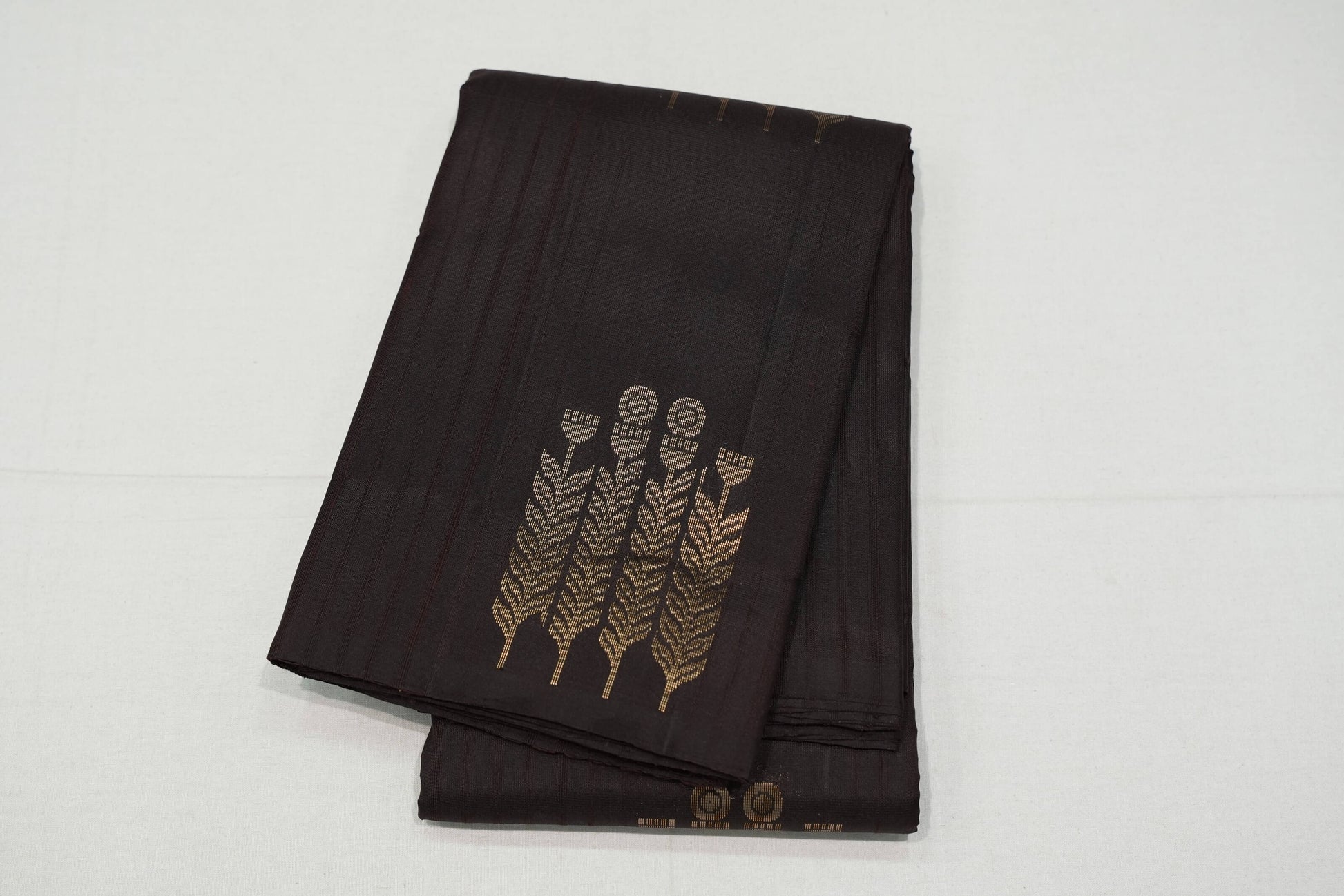 Dark brown light weight kanchipuram silk saree