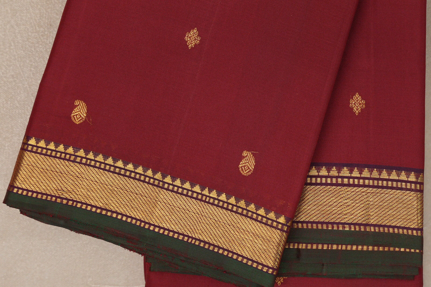 Reddish maroon Vintage Kanjivaram Silk Saree by Shreenivas Silks PSSR019390