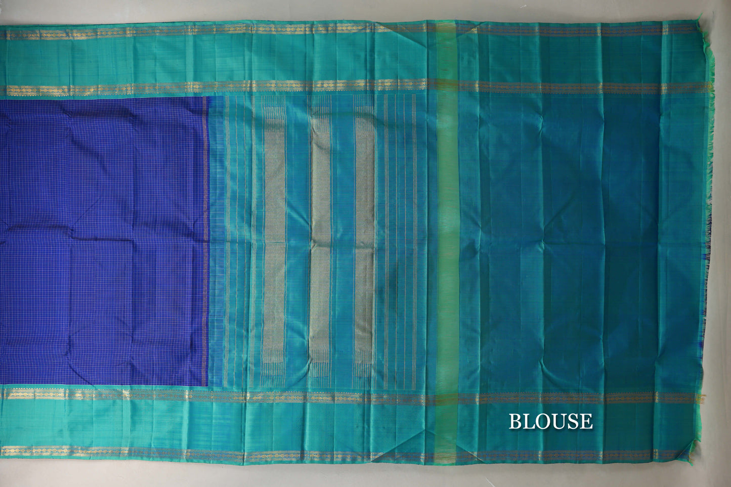 Deep Blue with Rettai Pettu Borders Vintage Kanjivaram Silk Saree blouse