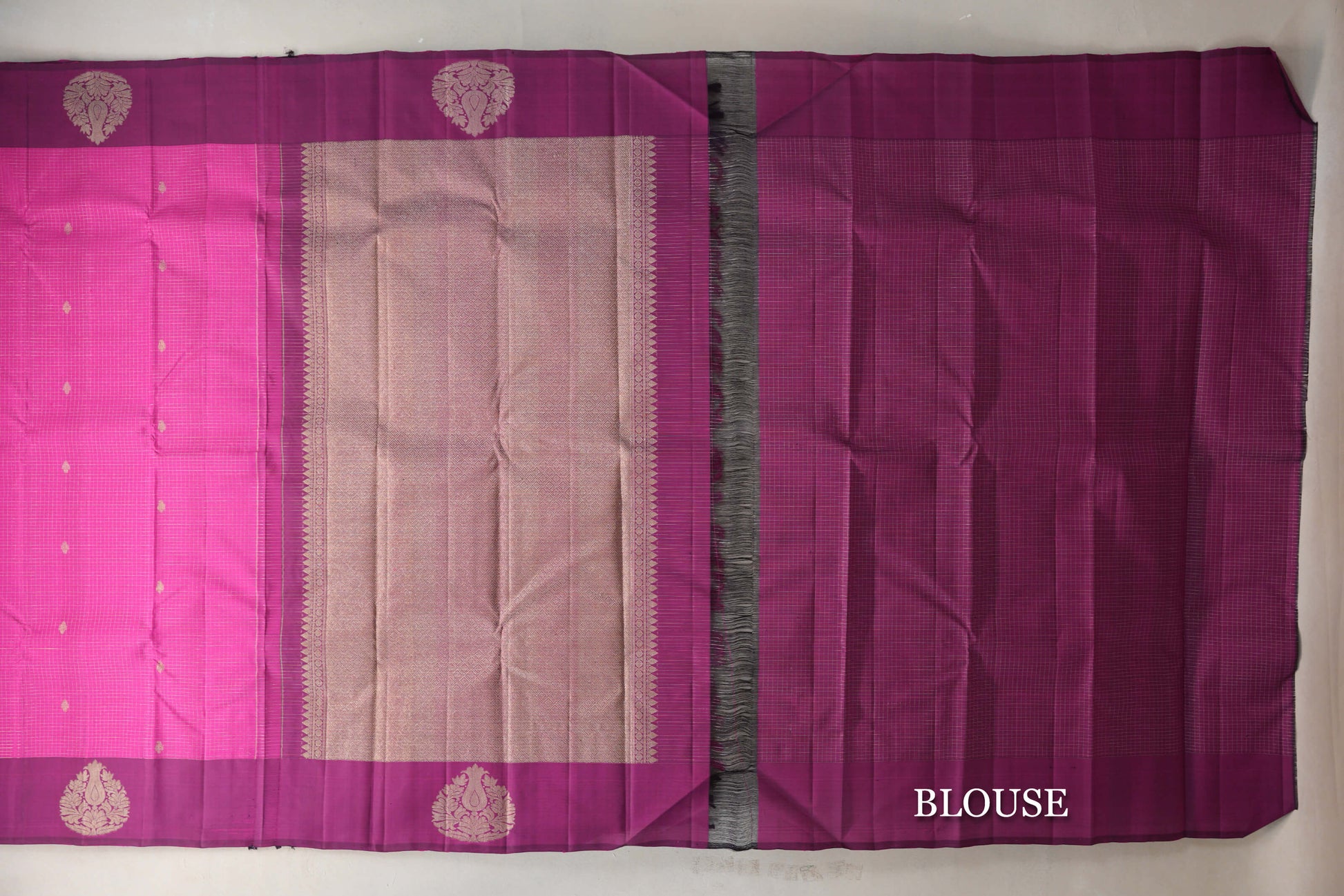 Bright Magenta with Deep Magenta Borders Vintage Kanjivaram Silk Saree blouse