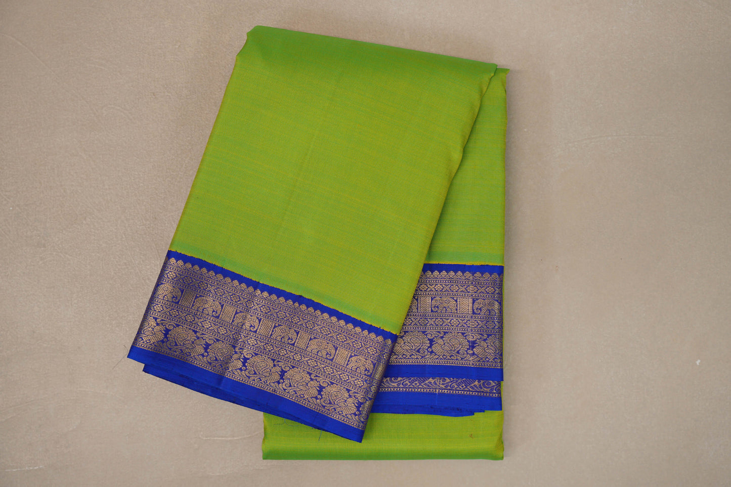 Plain Dual Tone of Yellow and Green Vintage Kanjivaram Silk Saree