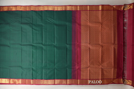 Plain Deep Bottle Green with Reddish Maroon Borders Vintage Kanjivaram Silk Saree paloo